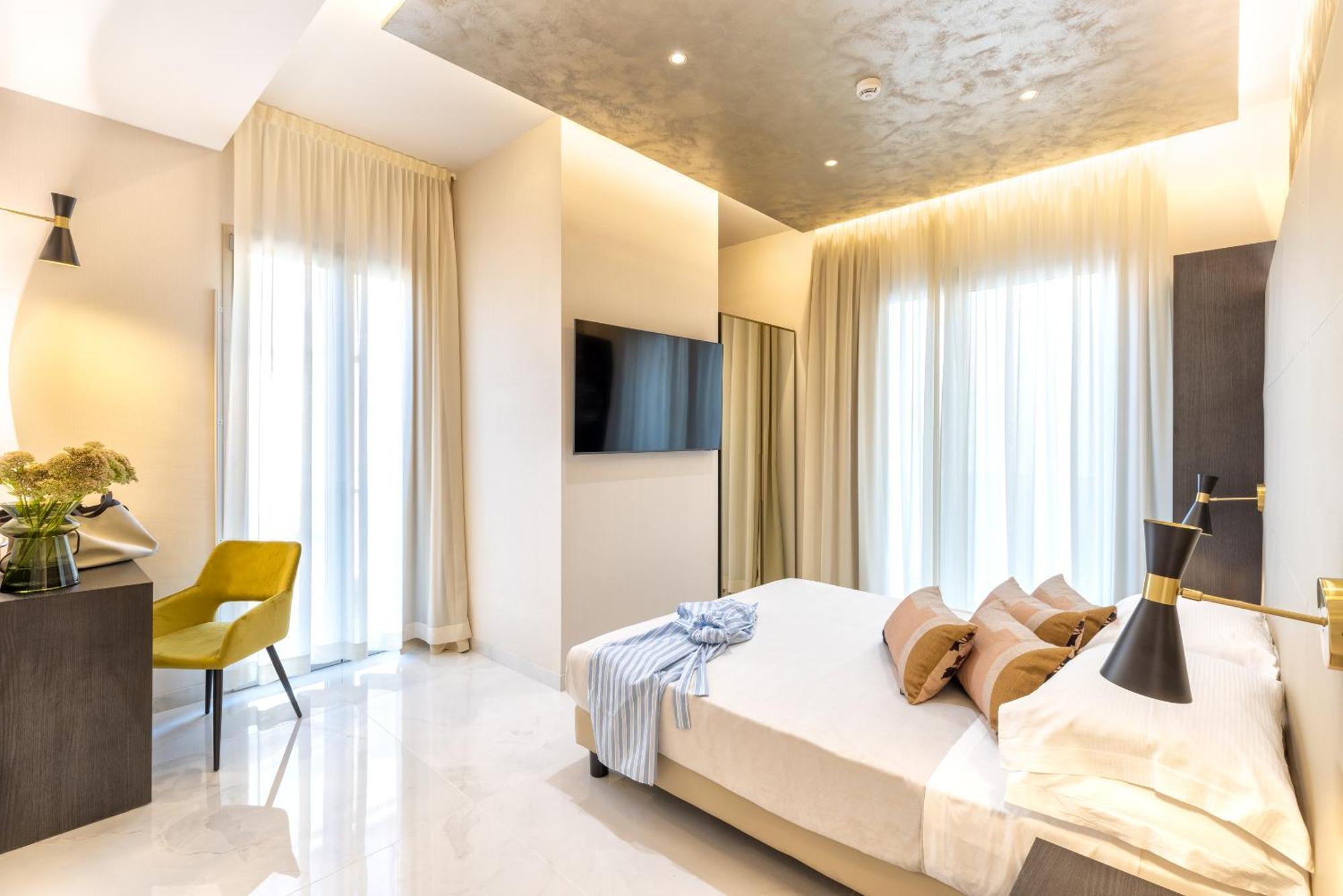Hotel Mondial Rimini Esterno foto